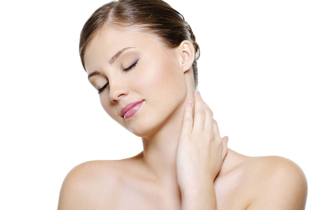 Πώς να φροντίσετε το δέρμα στο λαιμό σας